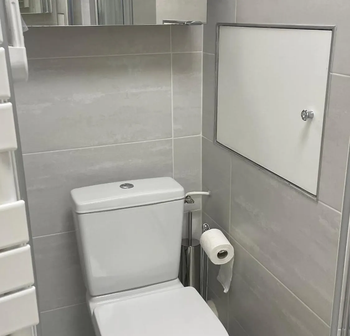 Апартаменты Un Studio De Luxe Les Champs Elysees Париж