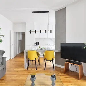 Appartement Quartier Montmartre 3 Free Netflix, Paris
